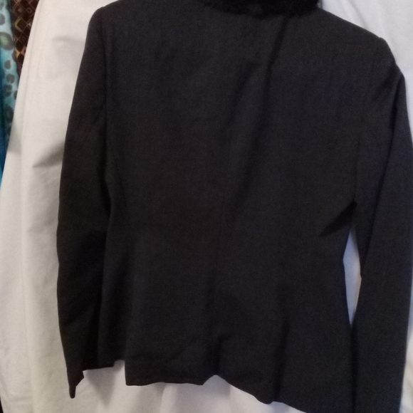 Ralph Lauren Lauren jacket with faux mink collar sz . Up your new street look. - Picture 5 of 9